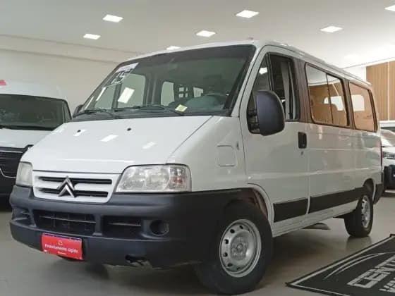 Carro 2.3 HDI DIESEL MINIBUS 33M 3P MANUAL