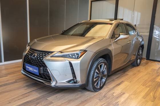 Carro 2.0 VVT-I HYBRID LUXURY CVT