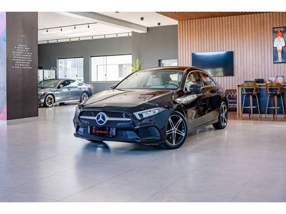 Carro 1.3 CGI GASOLINA ADVANCE SEDAN 7G-DCT
