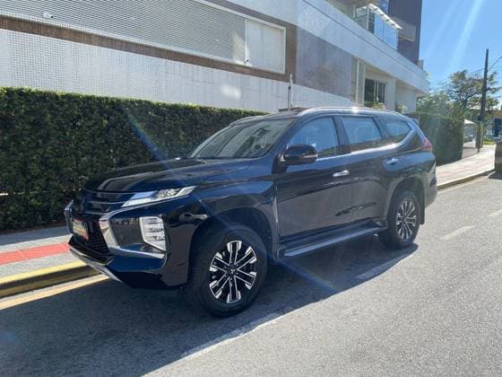 Carro 2.4 16V MIVEC TURBO DIESEL HPE-S AWD AUTOMÁTICO