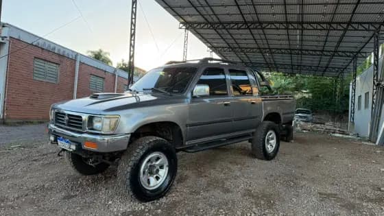 Carro 2.8 SR5 4X4 CD 8V DIESEL 4P MANUAL