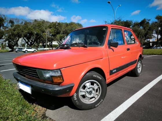 Carro 1.3 GL 8V GASOLINA 2P MANUAL