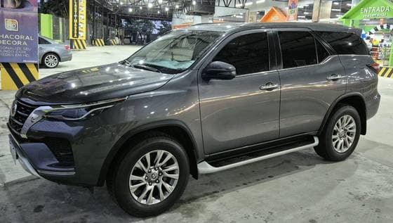 Carro 2.8 D-4D TURBO DIESEL SRX 4X4 AUTOMÁTICO
