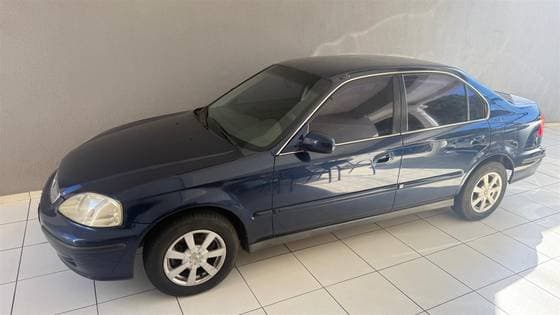 Carro 1.7 LXL 16V GASOLINA 4P AUTOMÁTICO