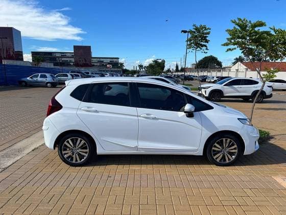 Carro 1.5 EXL 16V FLEX 4P AUTOMÁTICO
