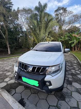 Carro 2.4 16V TURBO DIESEL OUTDOOR HPE-S CD 4X4 AUTOMÁTICO