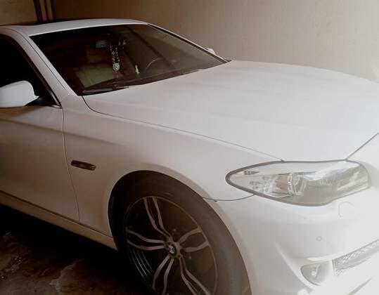 Carro 3.0 SEDAN 6 CILINDROS 24V TURBO GASOLINA 4P AUTOMÁTICO