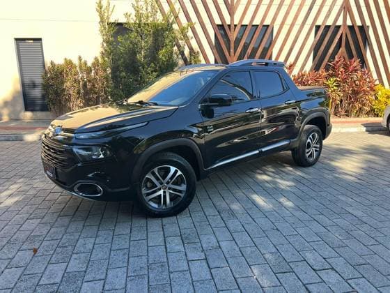 Carro 2.0 16V TURBO DIESEL VOLCANO 4WD AT9