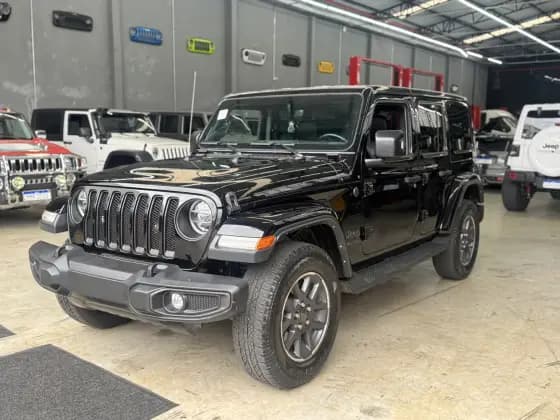 Carro 2.0 TURBO GASOLINA UNLIMITED OVERLAND 4P 4X4 AT8