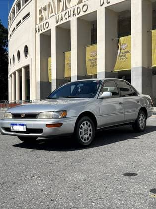Carro 1.8 LE 16V GASOLINA 4P AUTOMÁTICO