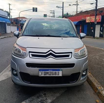 Carro 1.5 FLEX GLX MANUAL