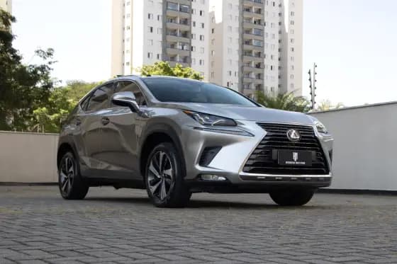 Carro 2.5 16V VVT-I HYBRID LUXURY CVT AWD