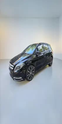Carro 1.6 SPORT TURBO GASOLINA 4P AUTOMÁTICO