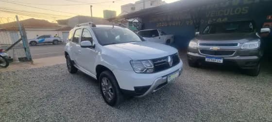 Carro 1.6 16V SCE FLEX AUTHENTIQUE X-TRONIC