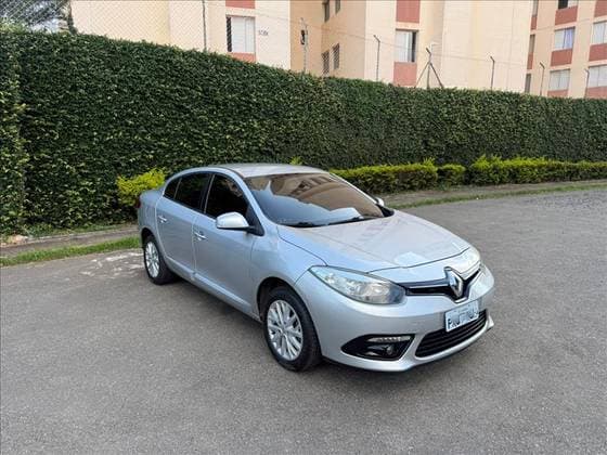 Carro 2.0 DYNAMIQUE PLUS 16V FLEX 4P AUTOMÁTICO