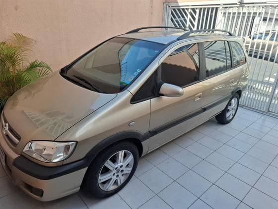 Carro 2.0 MPFI ELEGANCE 8V FLEX 4P MANUAL