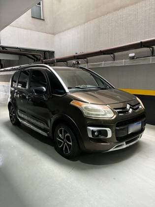 Carro 1.6 EXCLUSIVE 16V FLEX 4P MANUAL