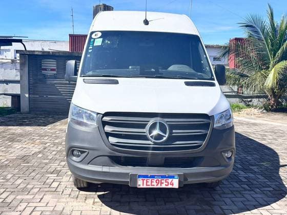 Carro 2.0 CDI DIESEL VAN 517 TA EXTRA LONGO 21L MANUAL