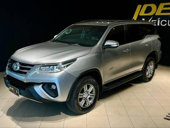 Carro 2.7 SR 4X2 16V FLEX 4P AUTOMÁTICO