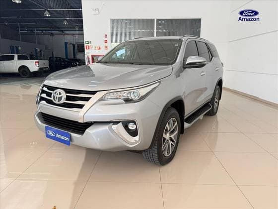 Carro 2.8 SRX 4X4 16V TURBO INTERCOOLER DIESEL 4P AUTOMÁTICO