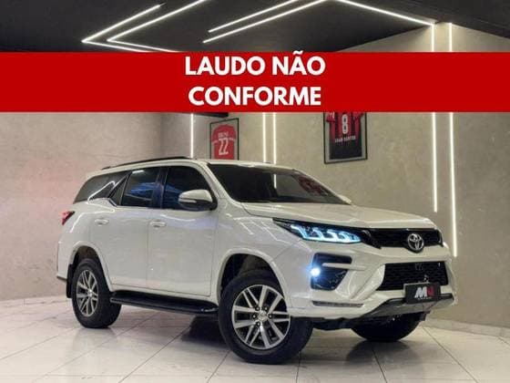 Carro 4.0 SRX 4X4 7 LUGARES V6 24V GASOLINA 4P AUTOMÁTICO