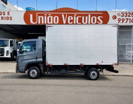 Carro 2.8 TURBO DIESEL CHASSI 4X2 MANUAL