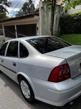 Carro 2.2 MPFI GL 8V GASOLINA 4P MANUAL