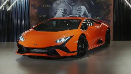 Carro 5.2 V10 GASOLINA LP 640 TECNICA LDF