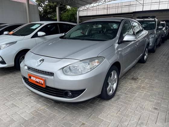 Carro 2.0 DYNAMIQUE 16V FLEX 4P AUTOMÁTICO