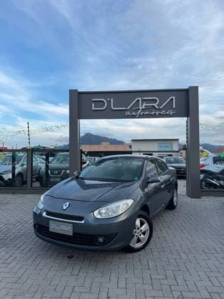 Carro 2.0 DYNAMIQUE 16V FLEX 4P AUTOMÁTICO