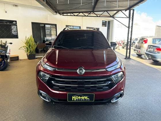 Carro 2.0 16V TURBO DIESEL VOLCANO 4WD AT9