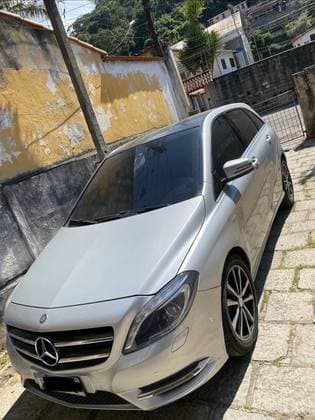 Carro 1.6 SPORT TURBO GASOLINA 4P AUTOMÁTICO