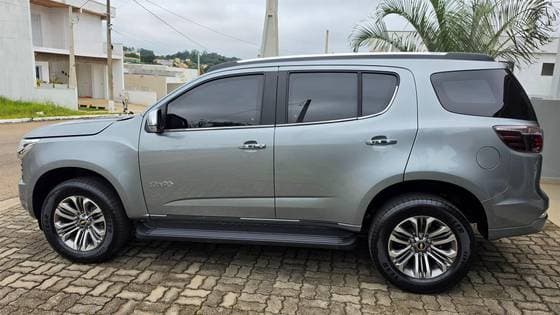 Carro 2.8 16V TURBO DIESEL HIGH COUNTRY 7L 4X4 AUTOMÁTICO
