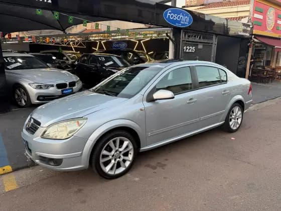 Carro 2.4 MPFI ELITE 16V FLEX 4P AUTOMÁTICO