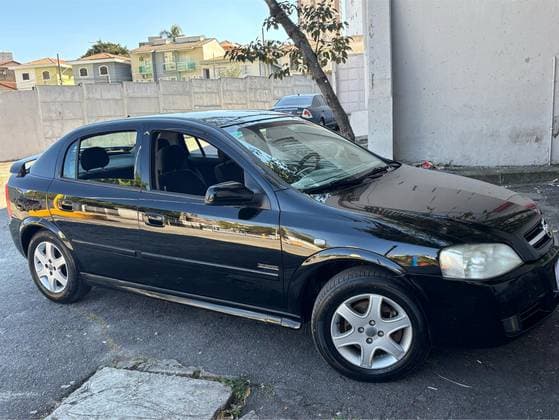 Carro 2.0 MPFI ADVANTAGE 8V FLEX 4P MANUAL