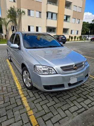 Carro 2.0 MPFI ADVANTAGE SEDAN 8V FLEX 4P MANUAL