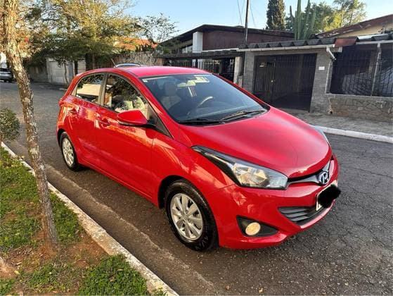 Carro 1.6 COMFORT PLUS 16V FLEX 4P MANUAL