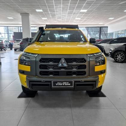 Carro 2.4 BITURBO DIESEL CD SAVANA 4X4 AUTOMÁTICO