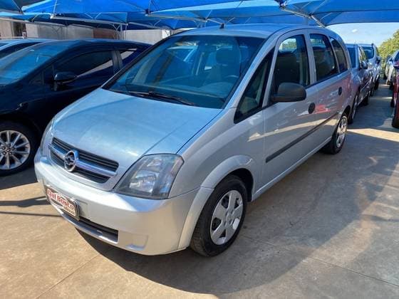 Carro 1.8 MPFI JOY 8V FLEX 4P MANUAL