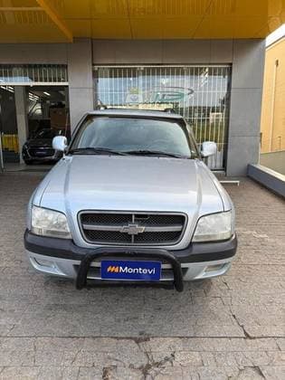 Carro 2.4 ADVANTAGE 4X2 CD 8V FLEX 4P MANUAL