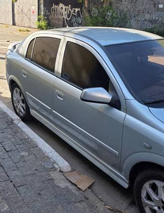Carro 2.0 MPFI ADVANTAGE 8V FLEX 4P MANUAL