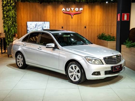 Carro 1.8 KOMPRESSOR CLASSIC 16V GASOLINA 4P AUTOMÁTICO