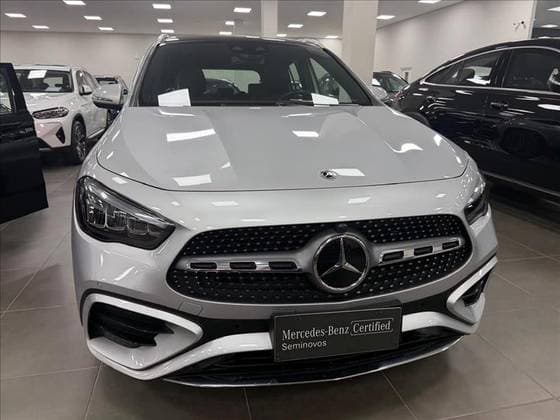 Carro 1.3 MHEV AMG LINE 7G-DCT