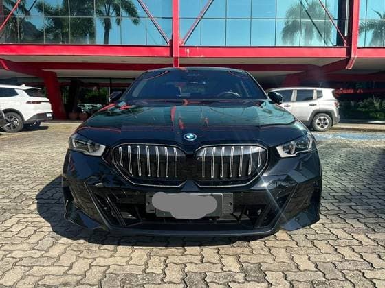 Carro 2.0 TWINPOWER PHEV M SPORT AUTOMÁTICO