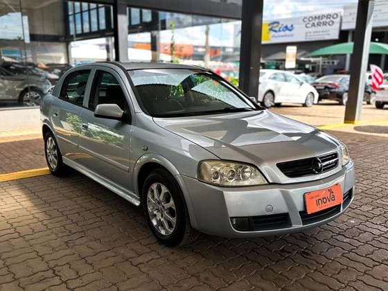 Carro 2.0 MPFI ADVANTAGE 8V FLEX 4P AUTOMÁTICO