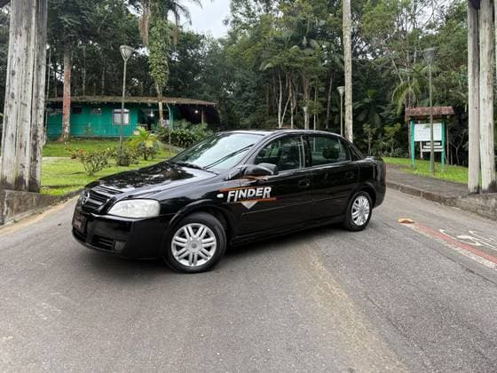 Carro 2.0 MPFI COMFORT 8V FLEX 4P MANUAL