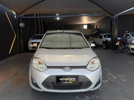 Carro 1.6 ROCAM SEDAN 8V FLEX 4P MANUAL