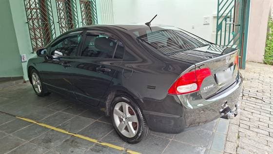 Carro 1.8 LXS 16V FLEX 4P AUTOMÁTICO
