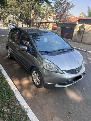Carro 1.4 LX 16V FLEX 4P AUTOMÁTICO