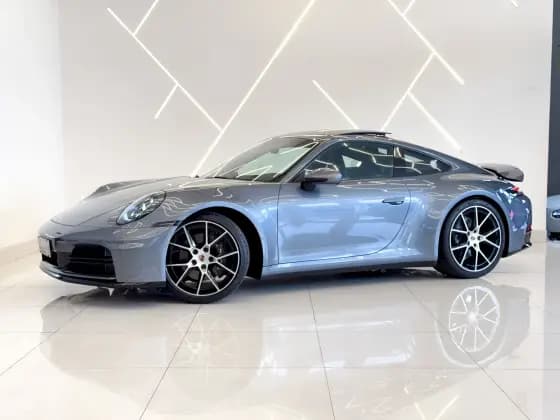Carro 3.0 24V H6 GASOLINA CARRERA T MANUAL